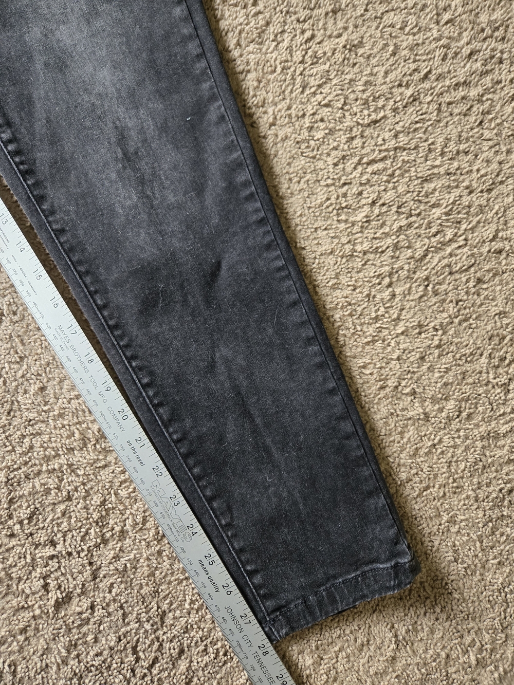 LuLaRoe Faded Black Charcoal Tapered Stretch Jeans 32 - Picture 7 of 7
